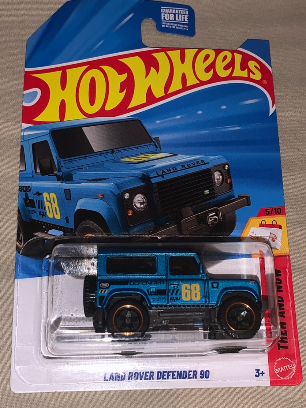 Land Rover Defender 90 Hot Wheels - Picture 2 of 7